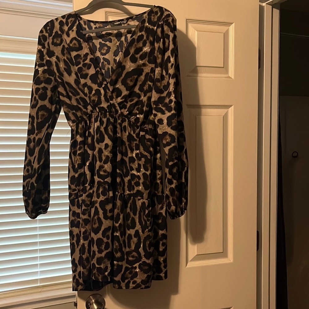 NWOT Leopard dress